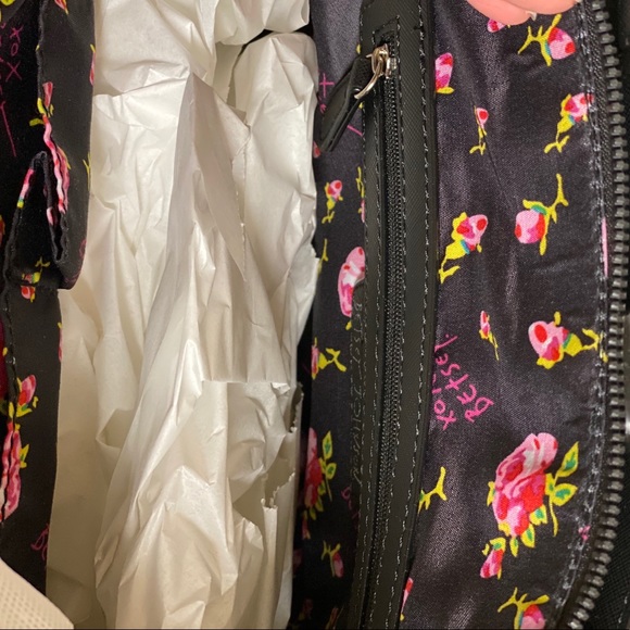 Betsey Johnson Multi Bow Large Tote Crossbody - Picture 10 of 11